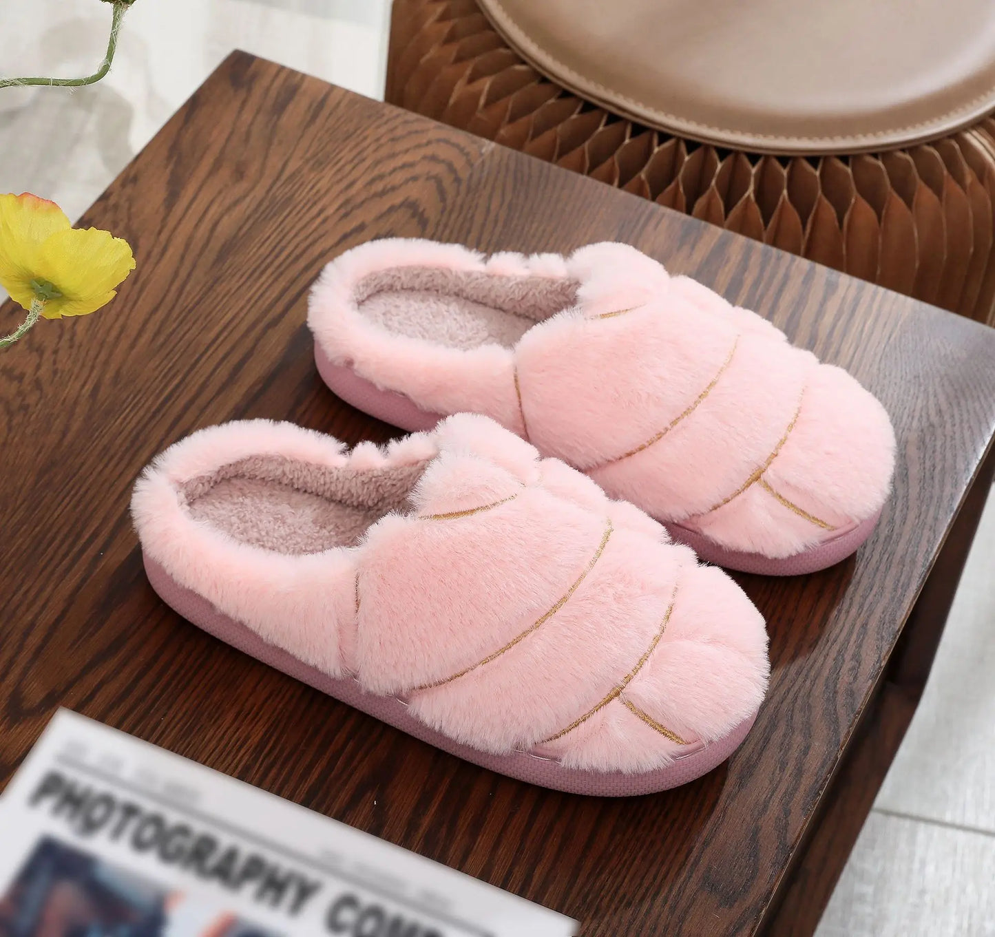Concha Slippers