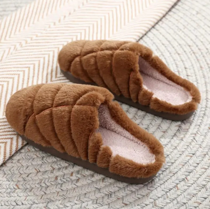 Concha Slippers